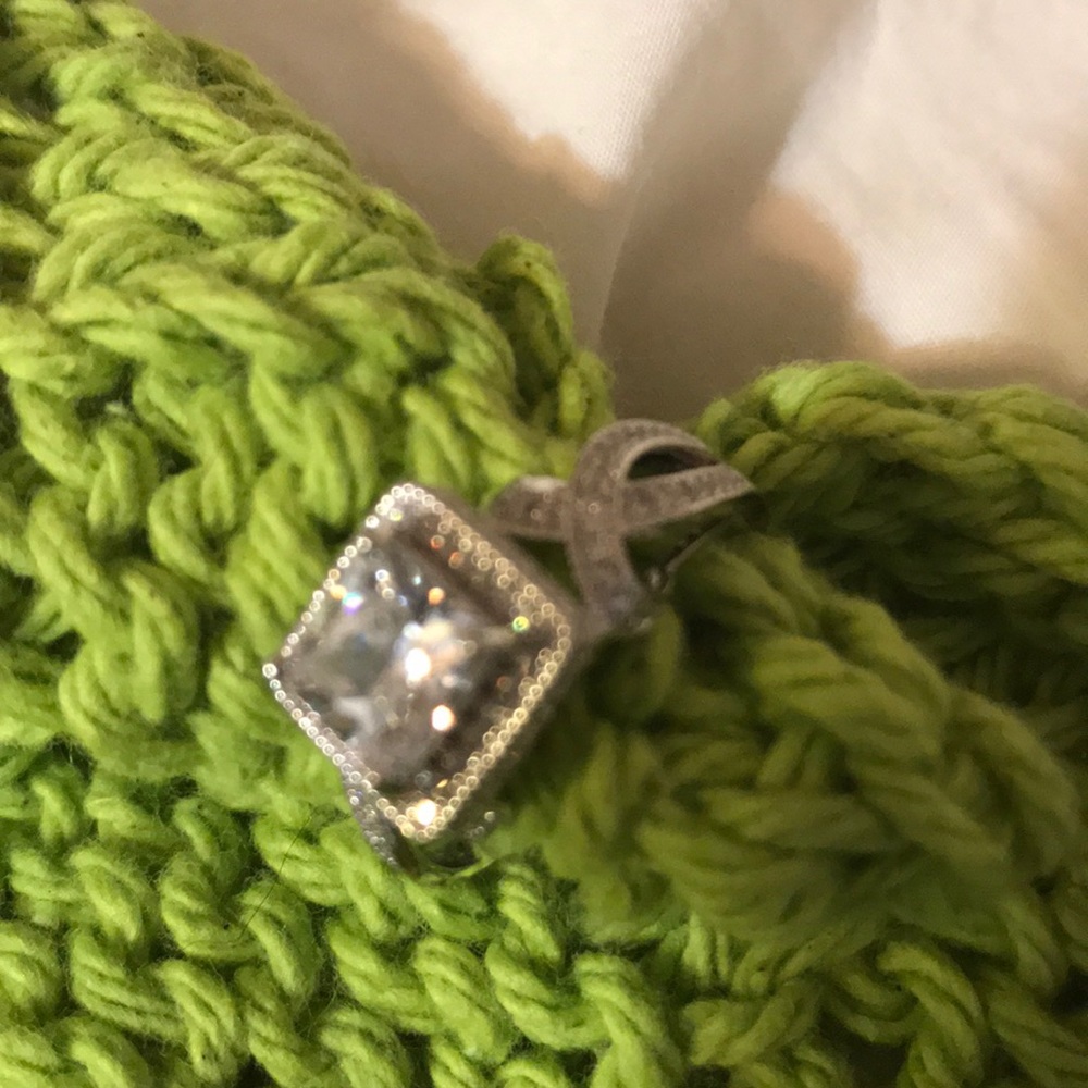 Beautiful fashion ring